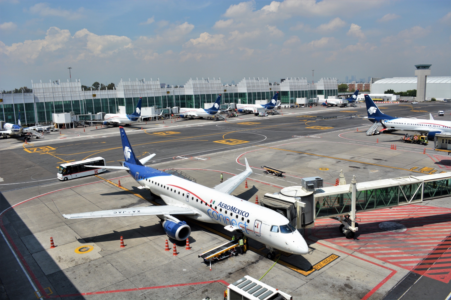 Trabajamos En La Modernización Del Aeropuerto Internacional Benito Juárez De La Ciudad De 4690